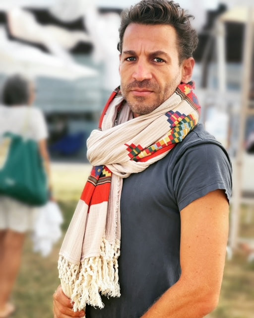 Jadoo- Stone W/Red Contour