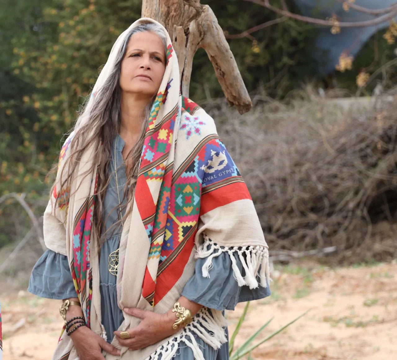 Jadoo- Stone W/Red Contour